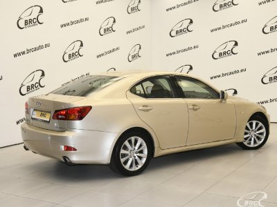 Lexus IS 250 | 1