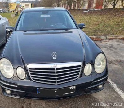 Mercedes-Benz E320 | 1