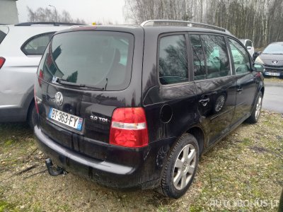 Volkswagen Touran | 1