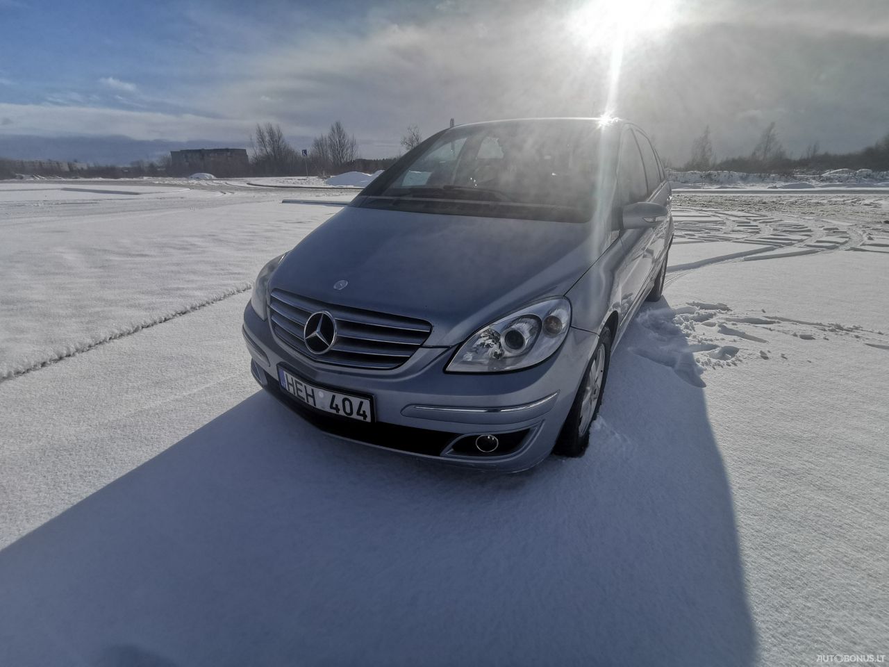 Mercedes-Benz B180 | 4