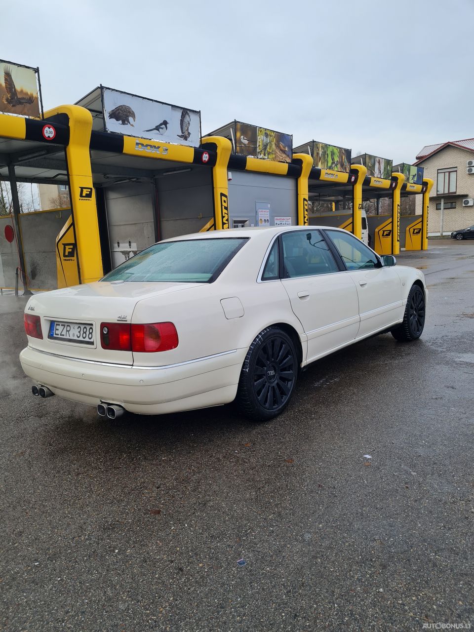 Audi A8 | 3