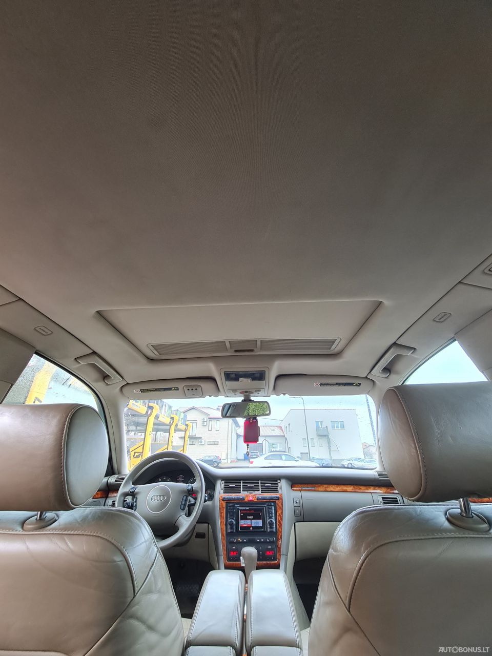 Audi A8 | 8