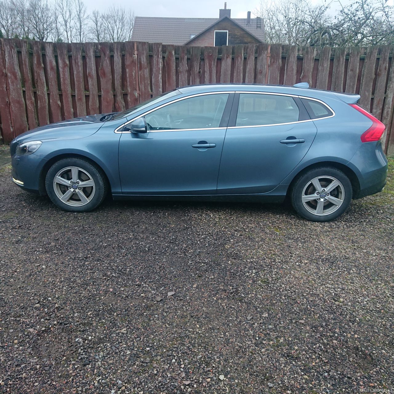 Volvo V40 | 1