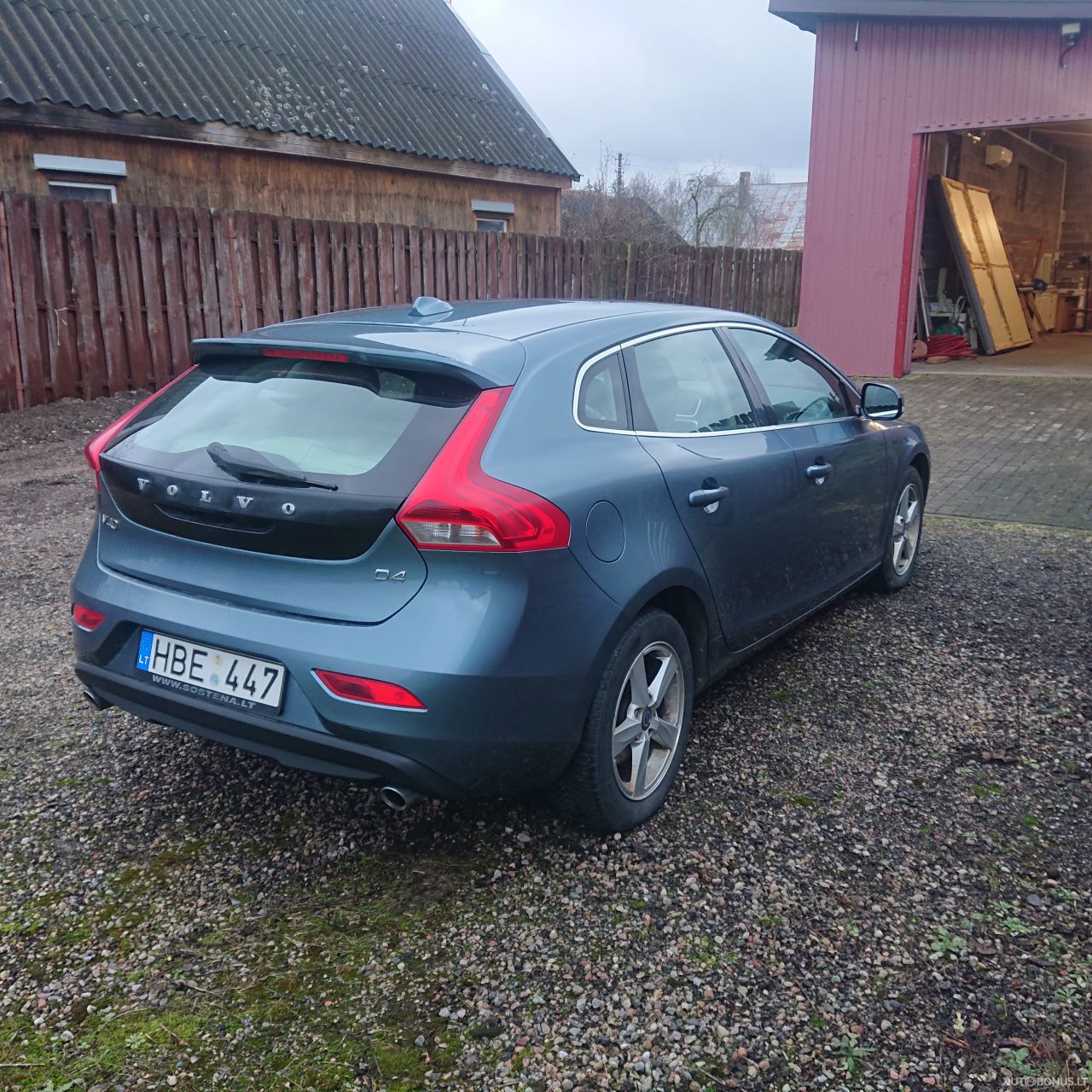 Volvo V40 | 4