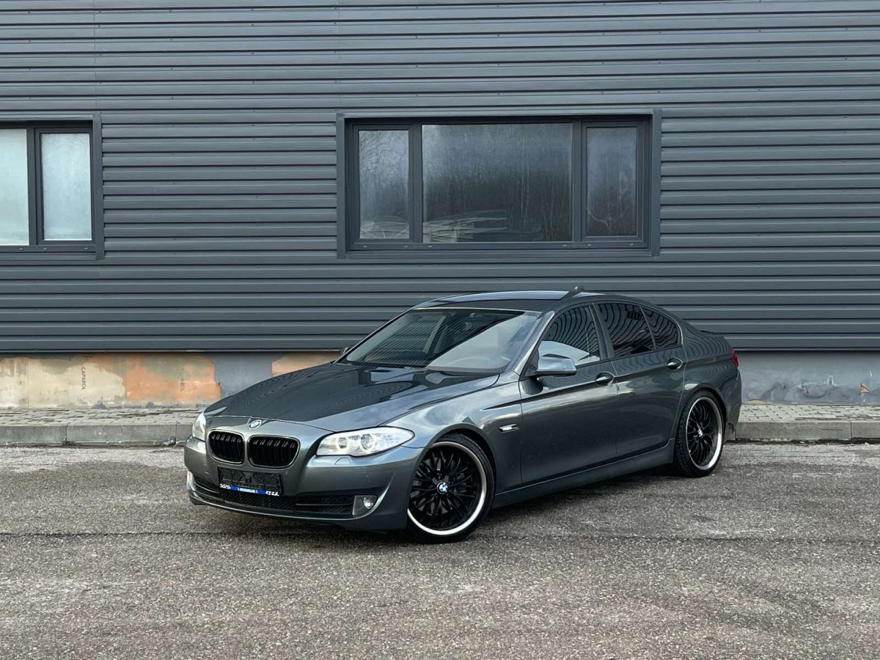 BMW 535, 3.0 l., sedanas