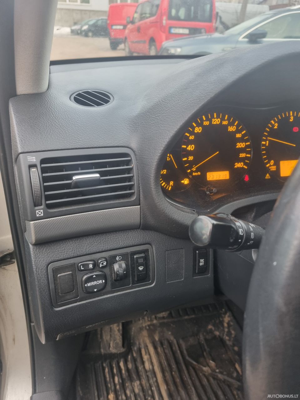 Toyota Avensis | 8