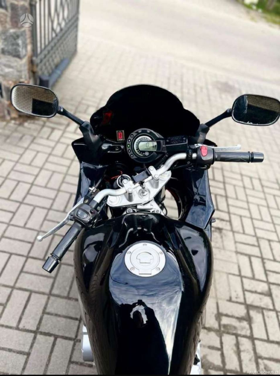 Yamaha FZ6, Street / Klasikiniai | 10