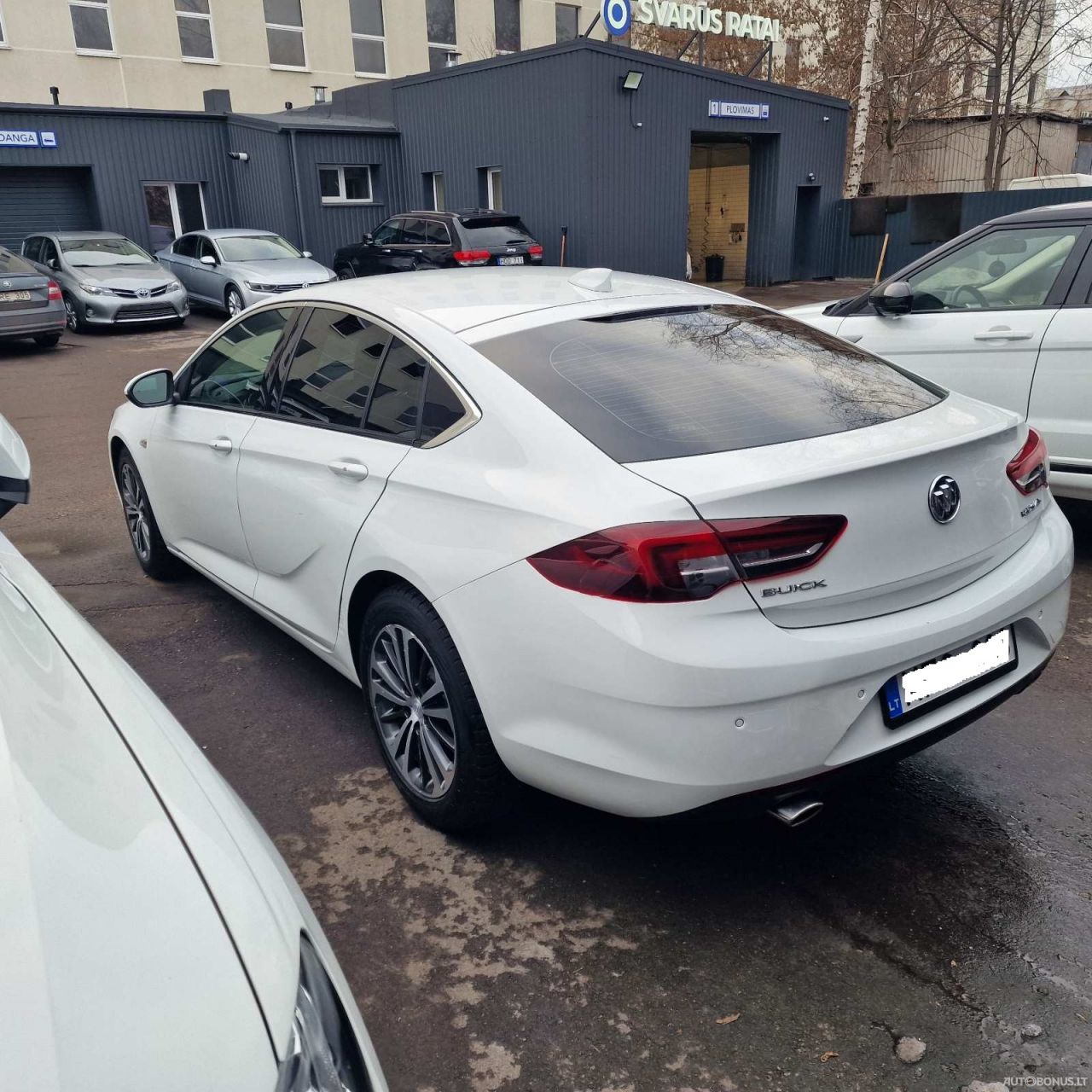 Opel Insignia, Sedanas | 2