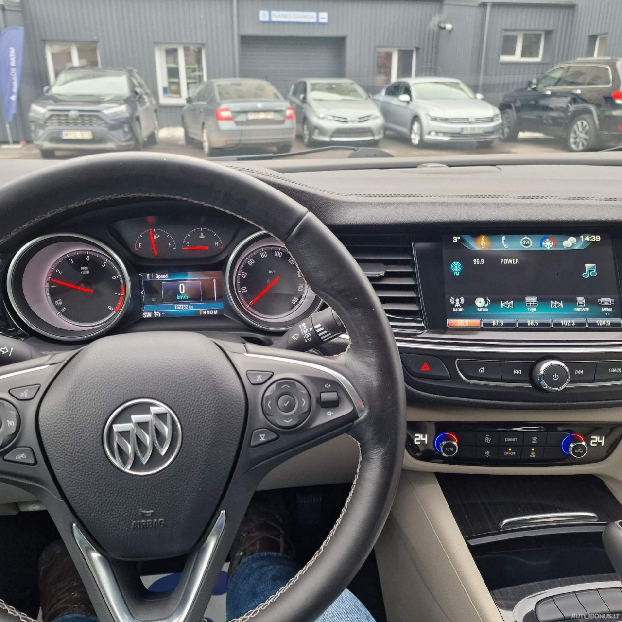 Opel Insignia, Sedanas | 7