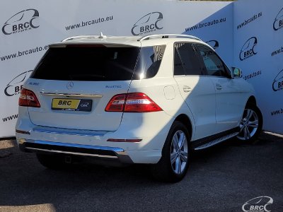 Mercedes-Benz ML350 | 1