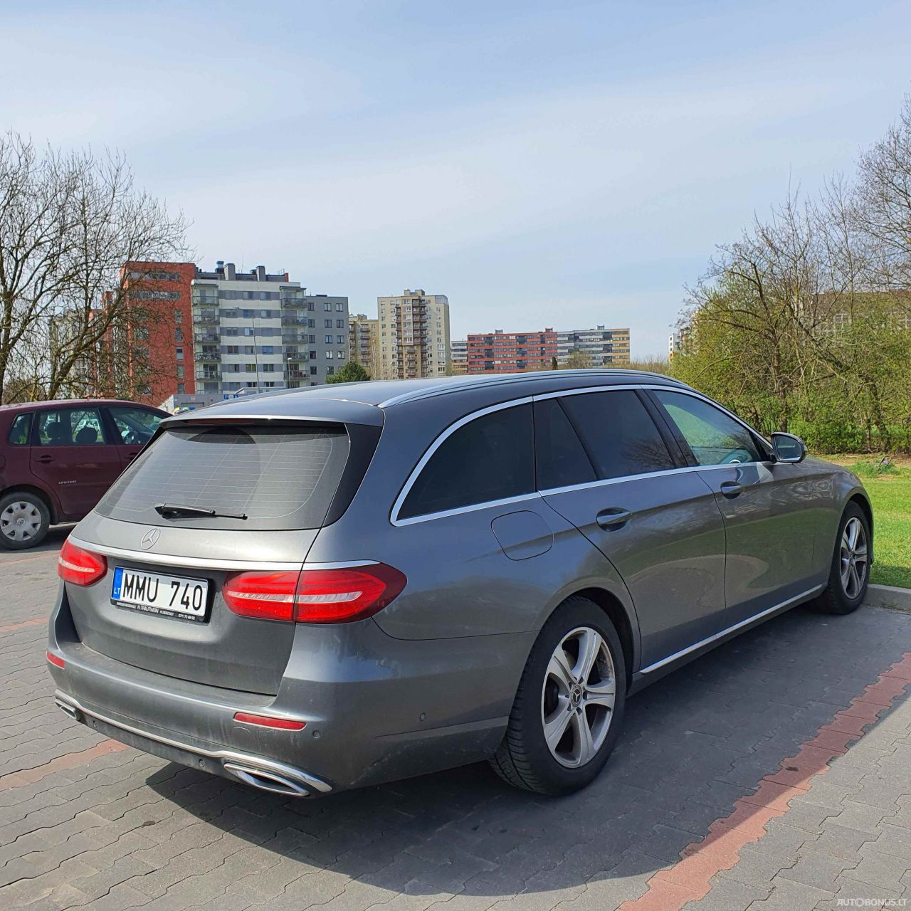 Mercedes-Benz E220 | 1