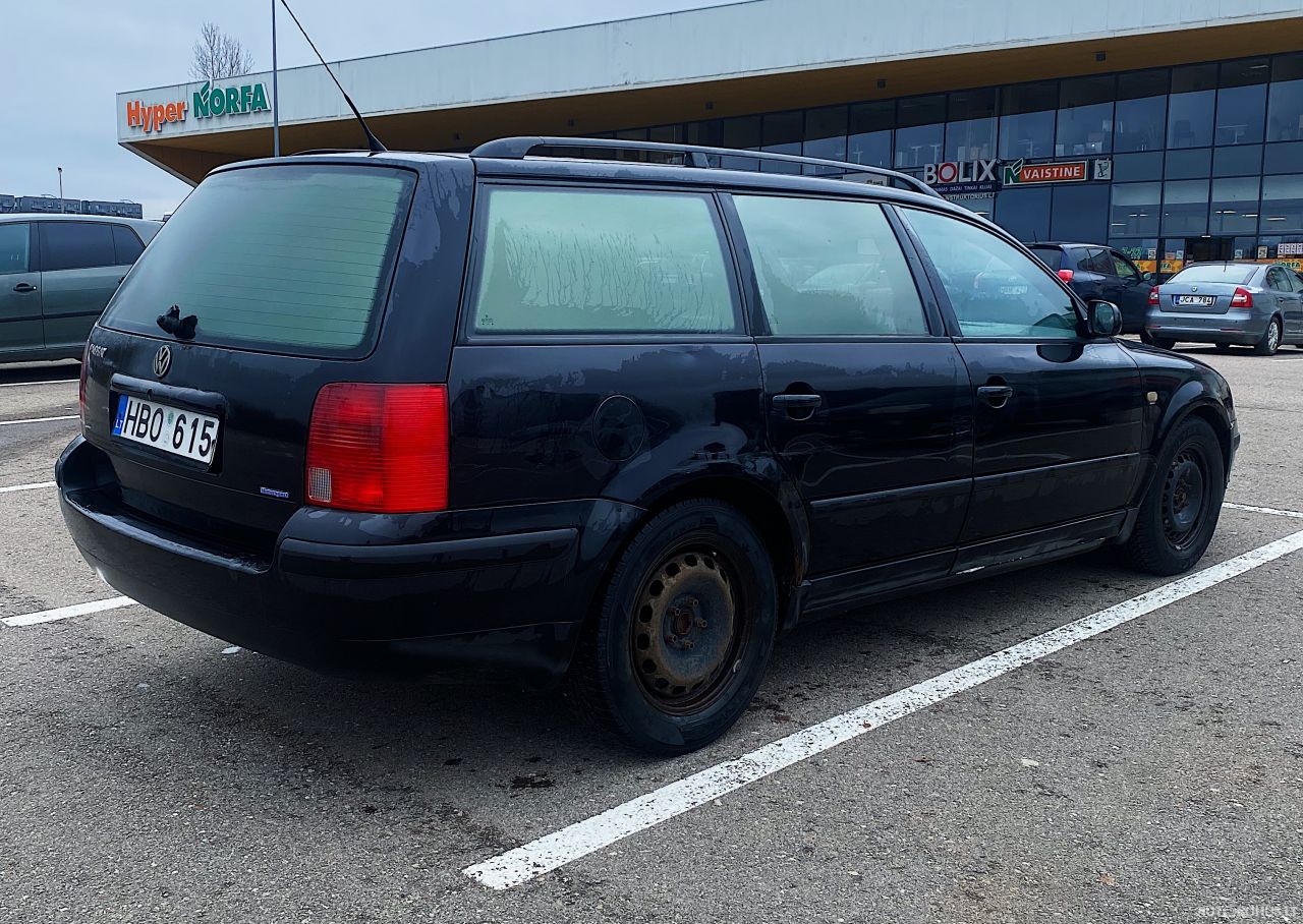 Volkswagen Passat | 1