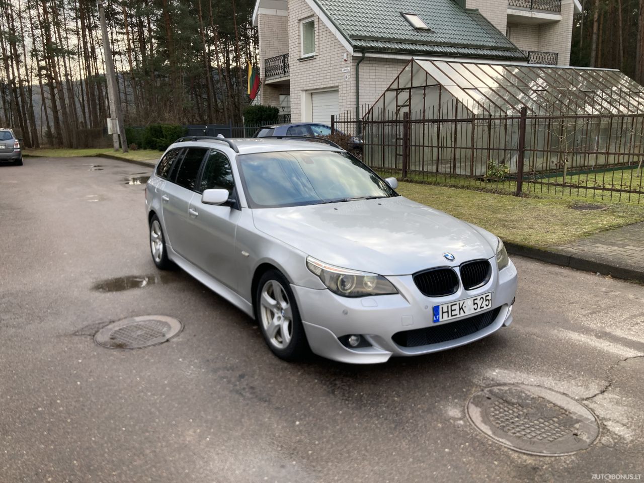 BMW 525