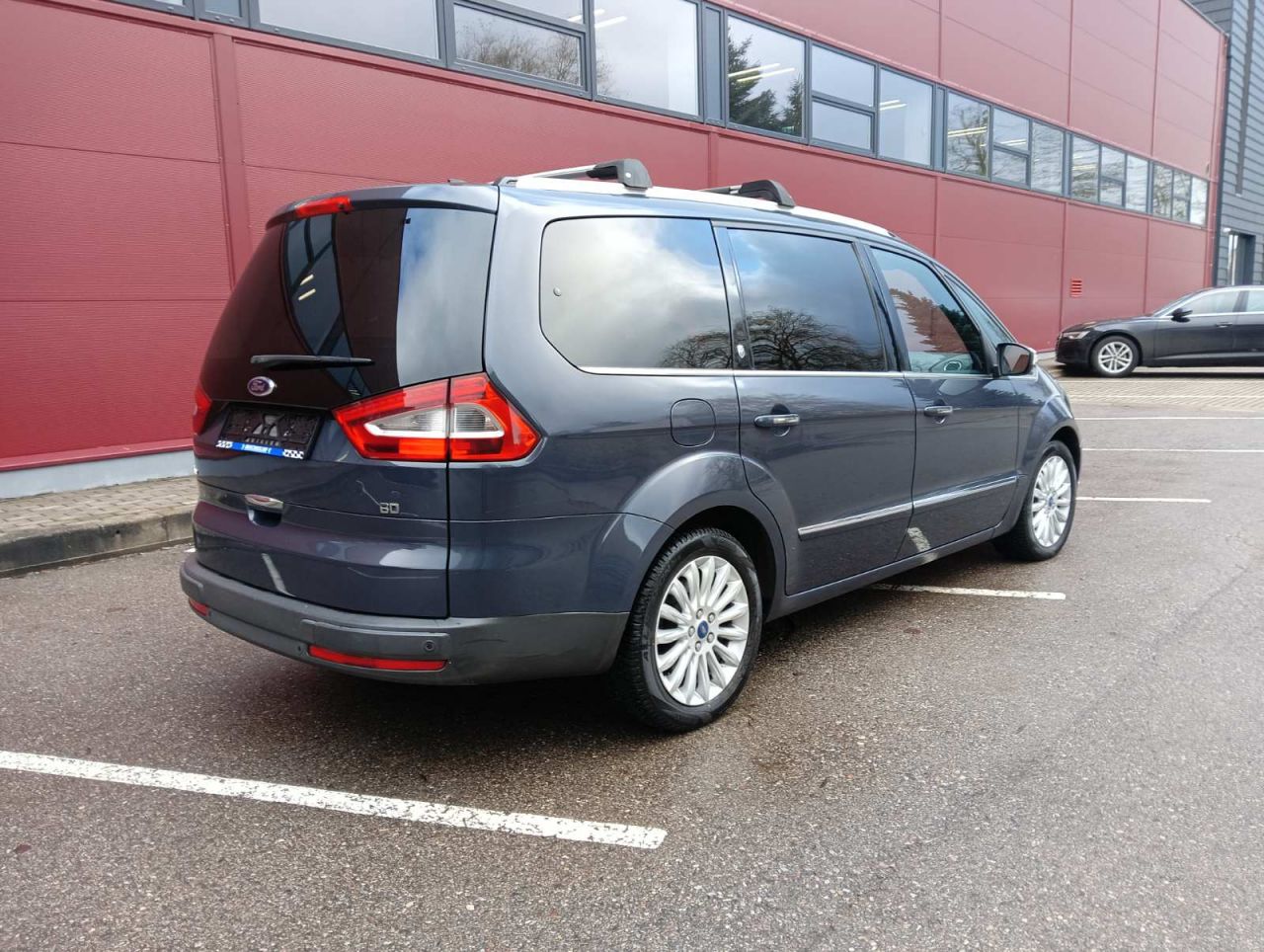 Ford Galaxy | 5