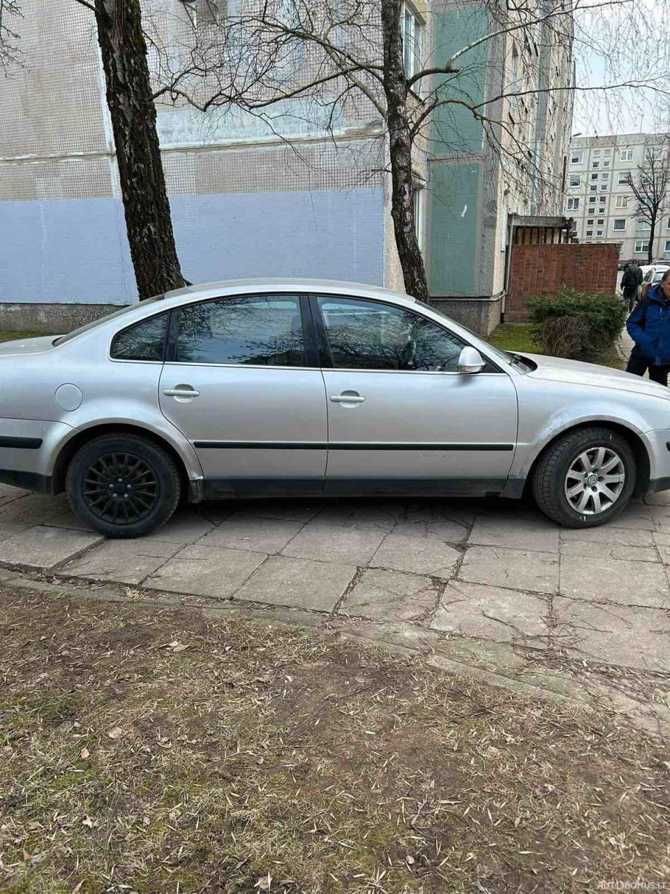 Volkswagen Passat | 1