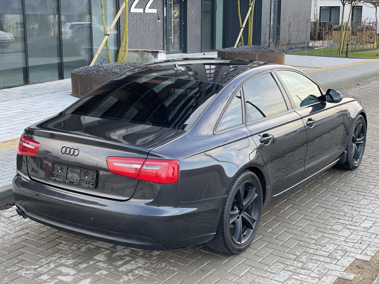 Audi A6 | 4