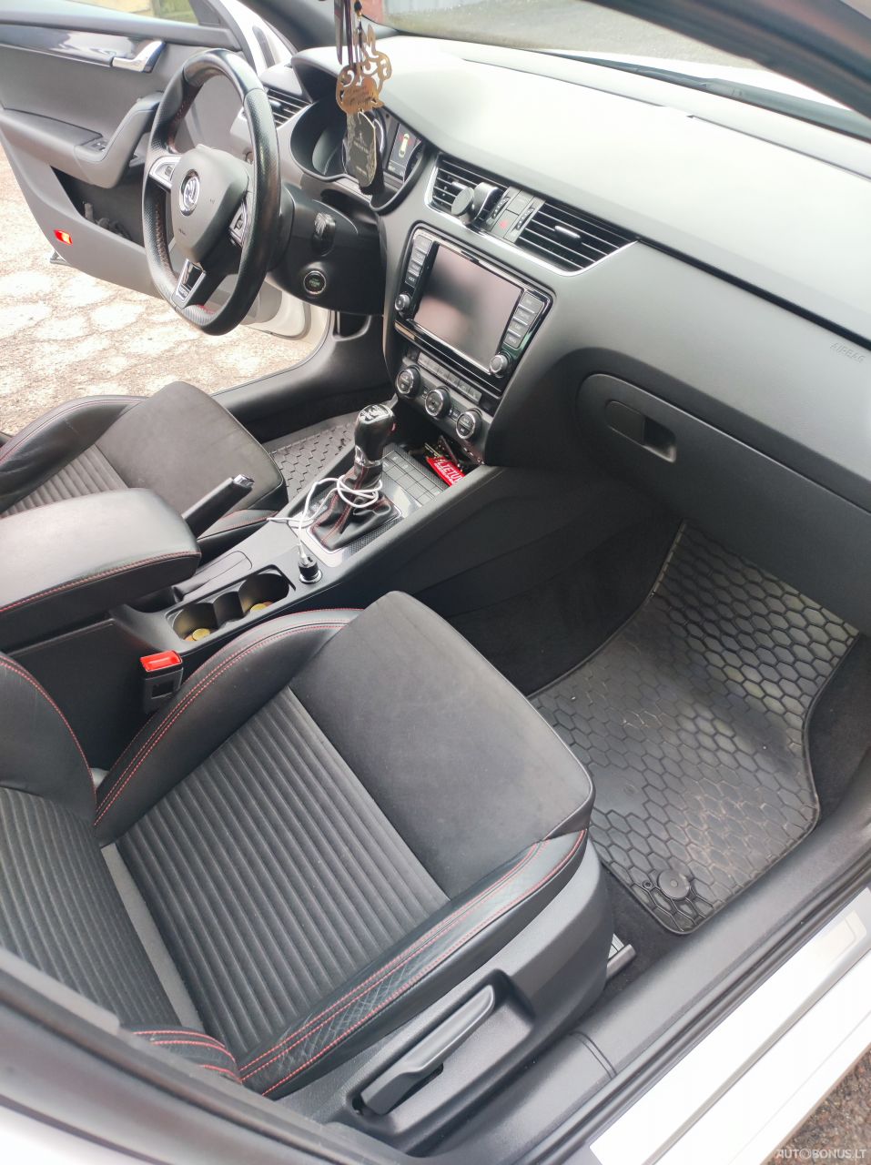 Skoda Octavia | 7