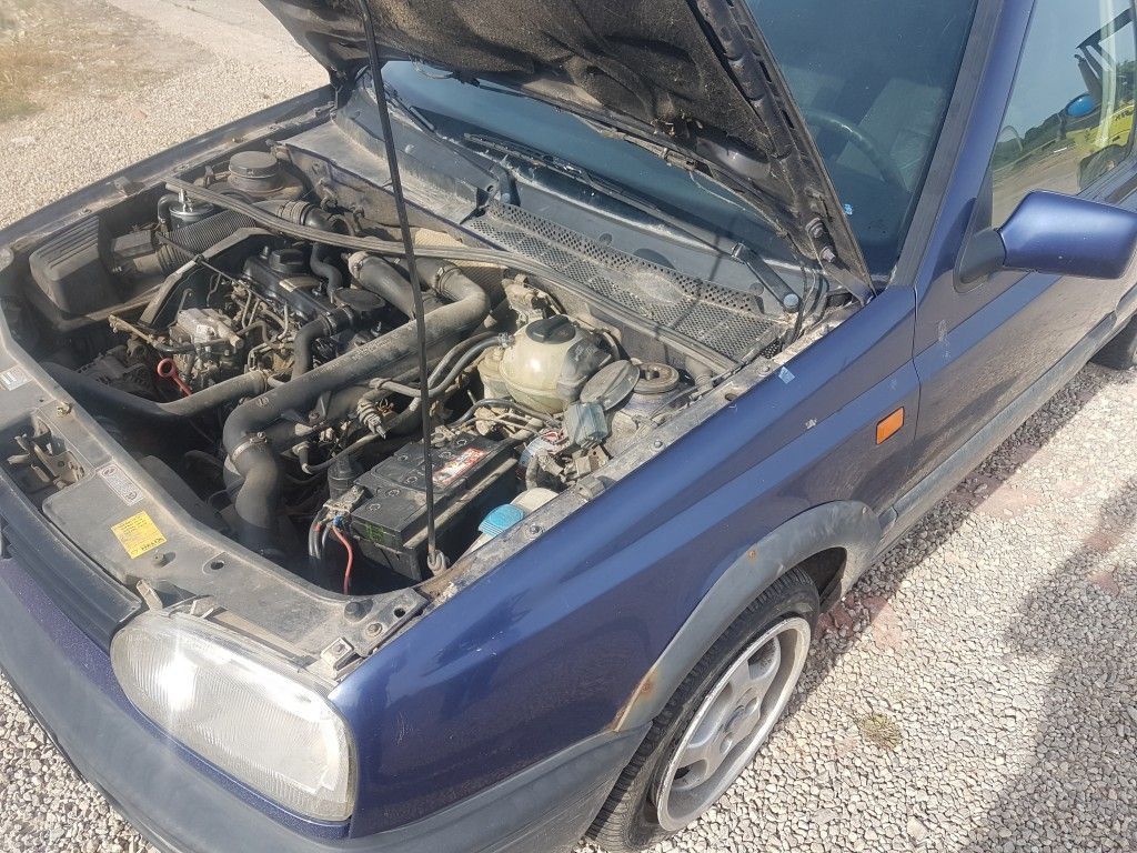 Volkswagen, Saloon | 2