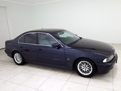 BMW 525, 2.5 l., Седан