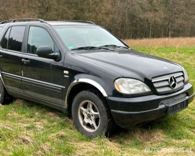 Mercedes-Benz ML320 | 2