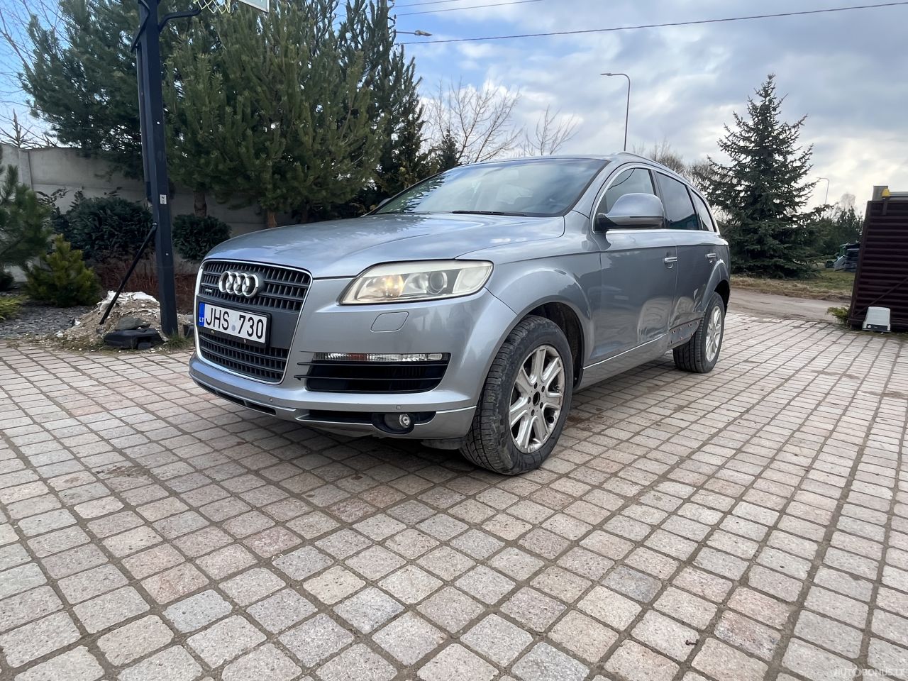 Audi Q7 | 4