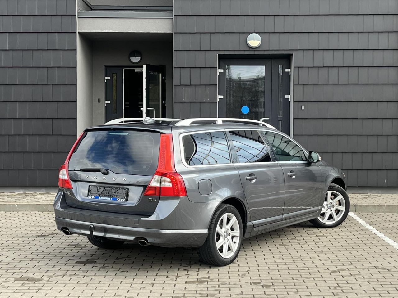 Volvo V70 | 2