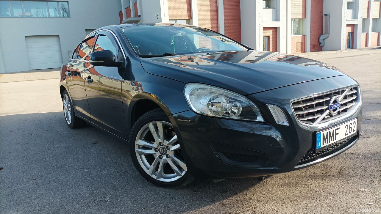 Volvo S60 | 10