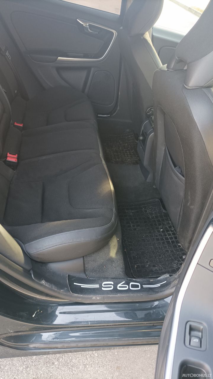 Volvo S60 | 6