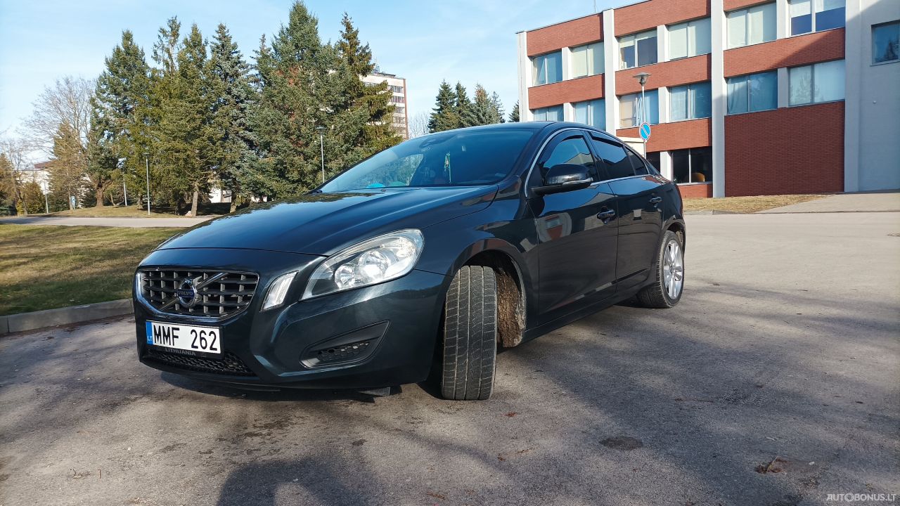 Volvo S60 | 8