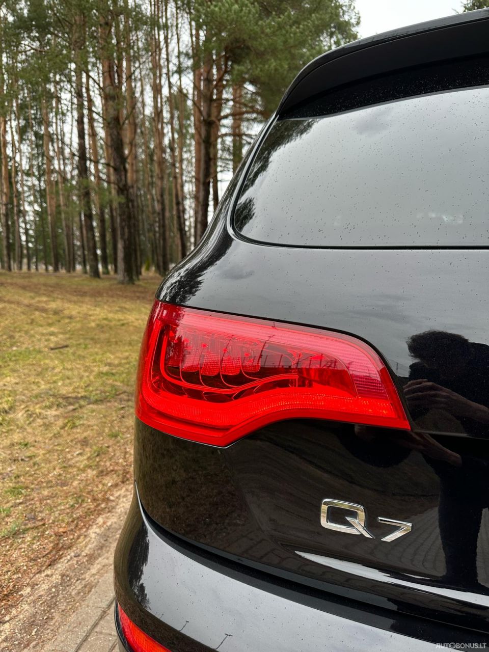 Audi Q7 | 24