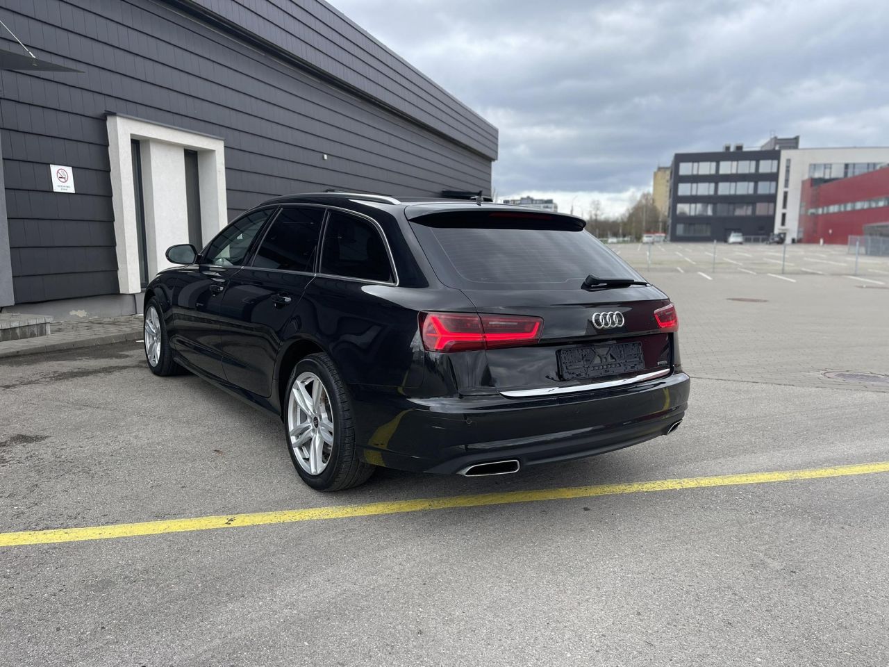 Audi A6 | 1