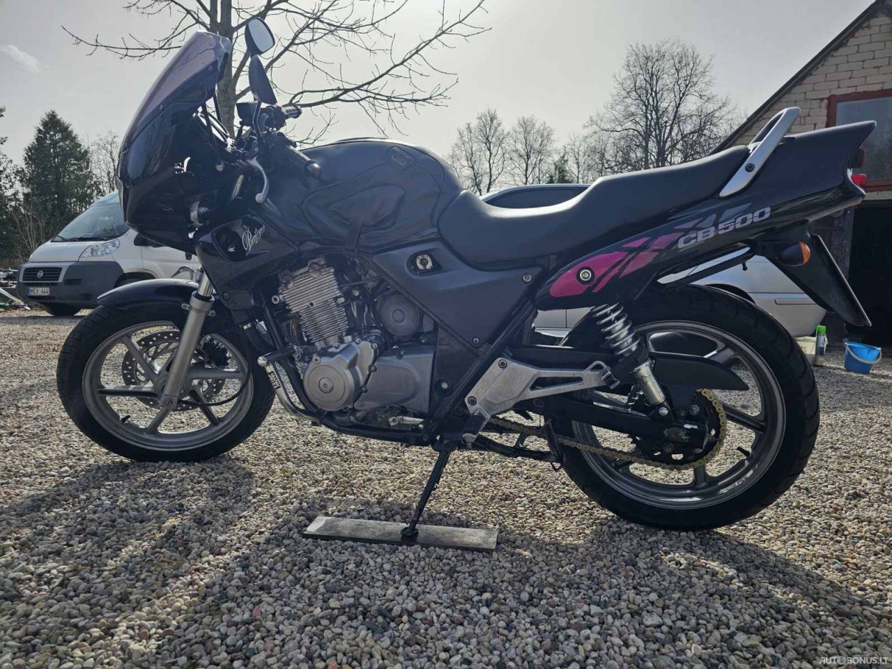 Honda CB, Street / Klasikiniai | 2