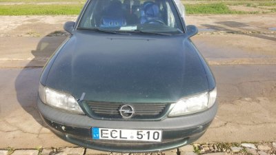 Opel, Sedanas | 1