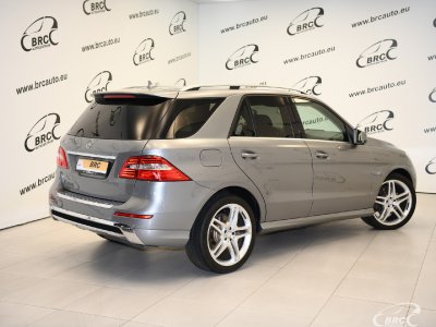 Mercedes-Benz ML350 | 1