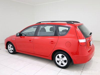 Hyundai i30 | 3