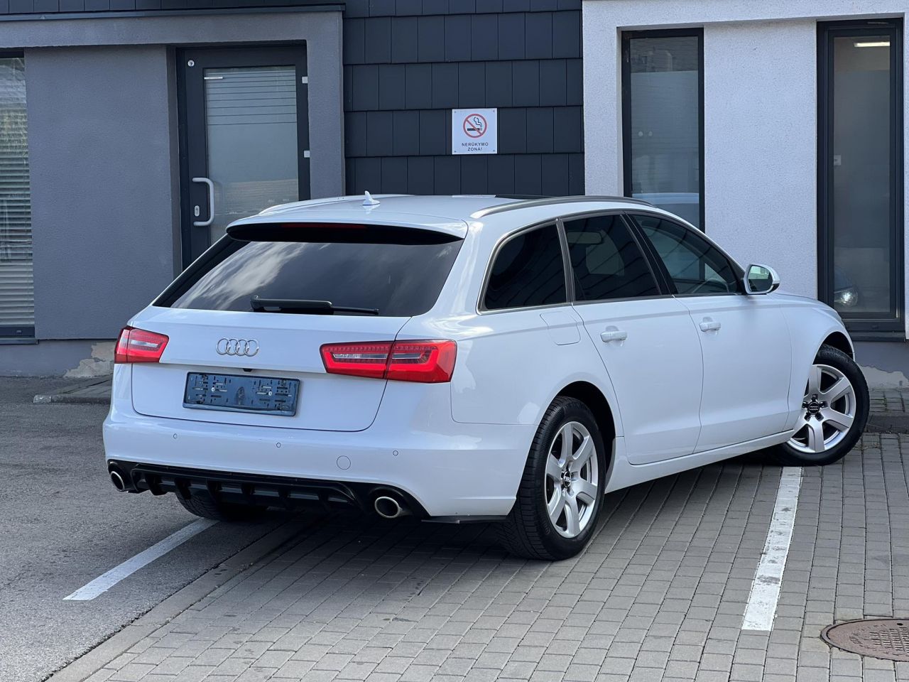Audi A6 | 2