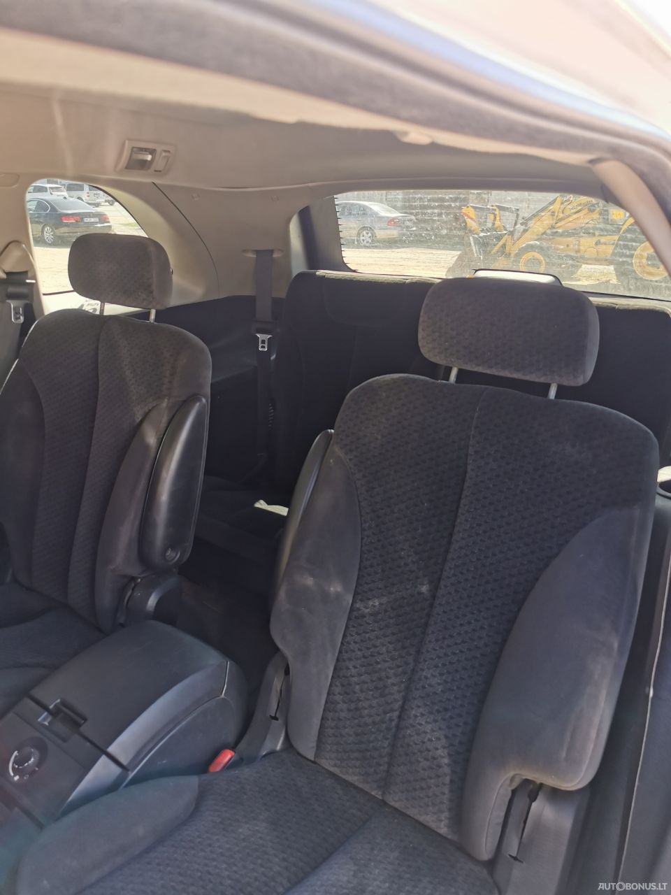 Chrysler Pacifica | 9