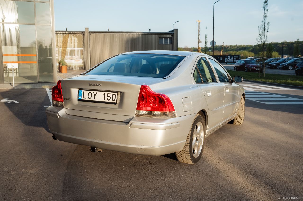 Volvo S60 | 1