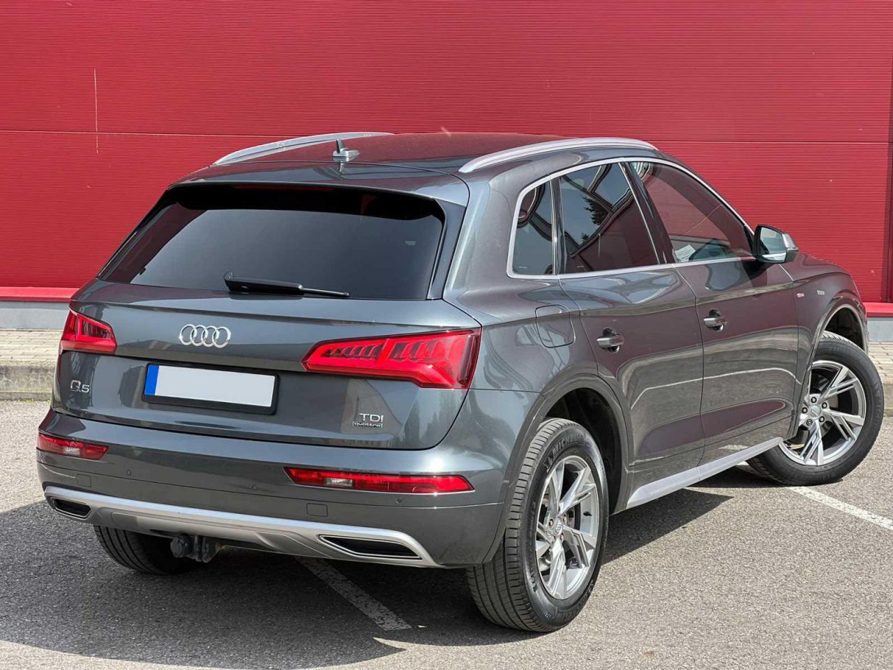 Audi Q5 | 3