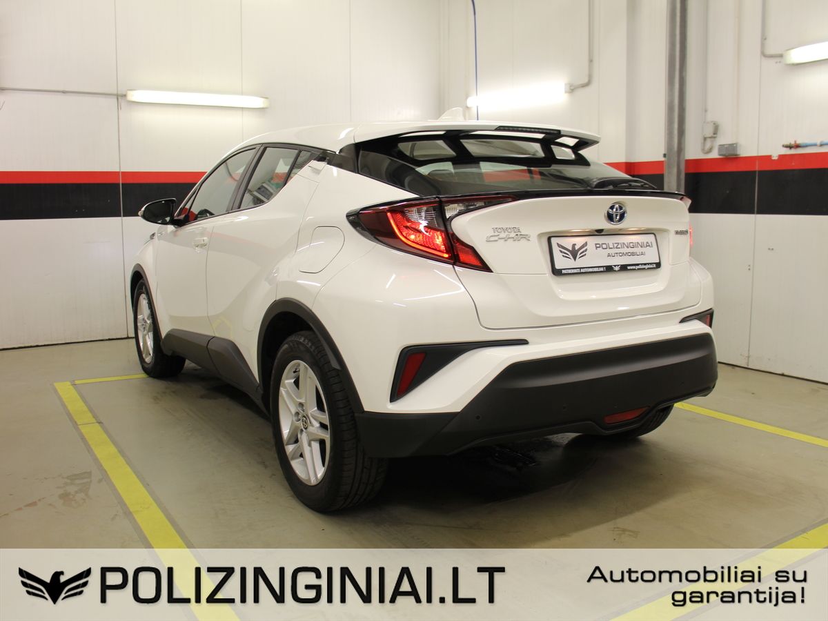 Toyota C-HR | 3