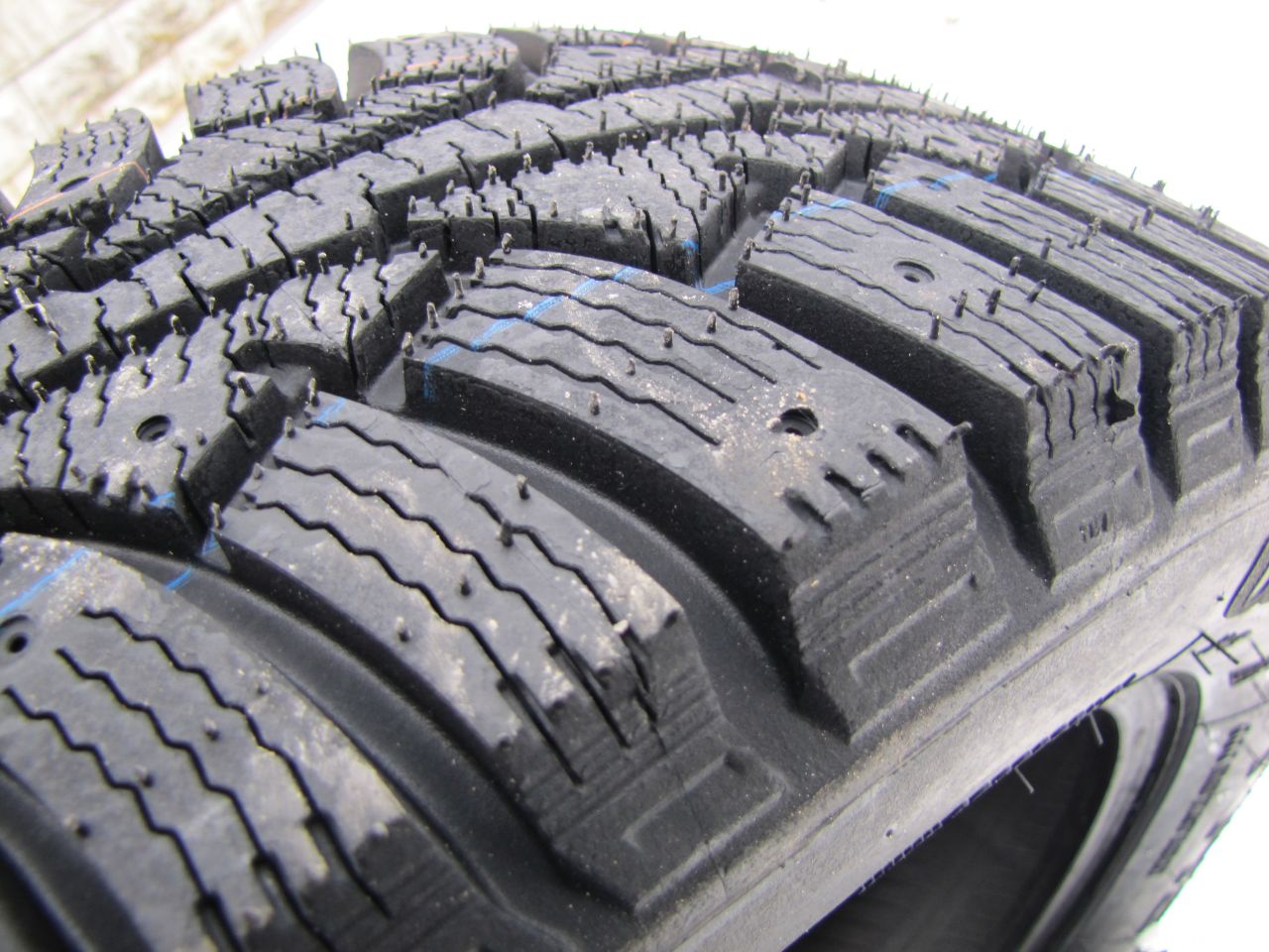 Agi ECOOPONY WINTER H5 winter tyres