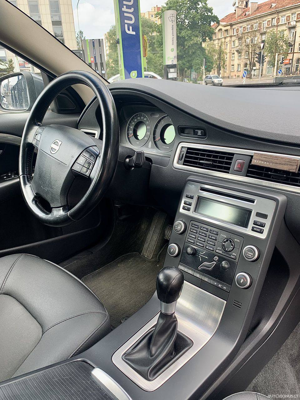 Volvo S80 | 12