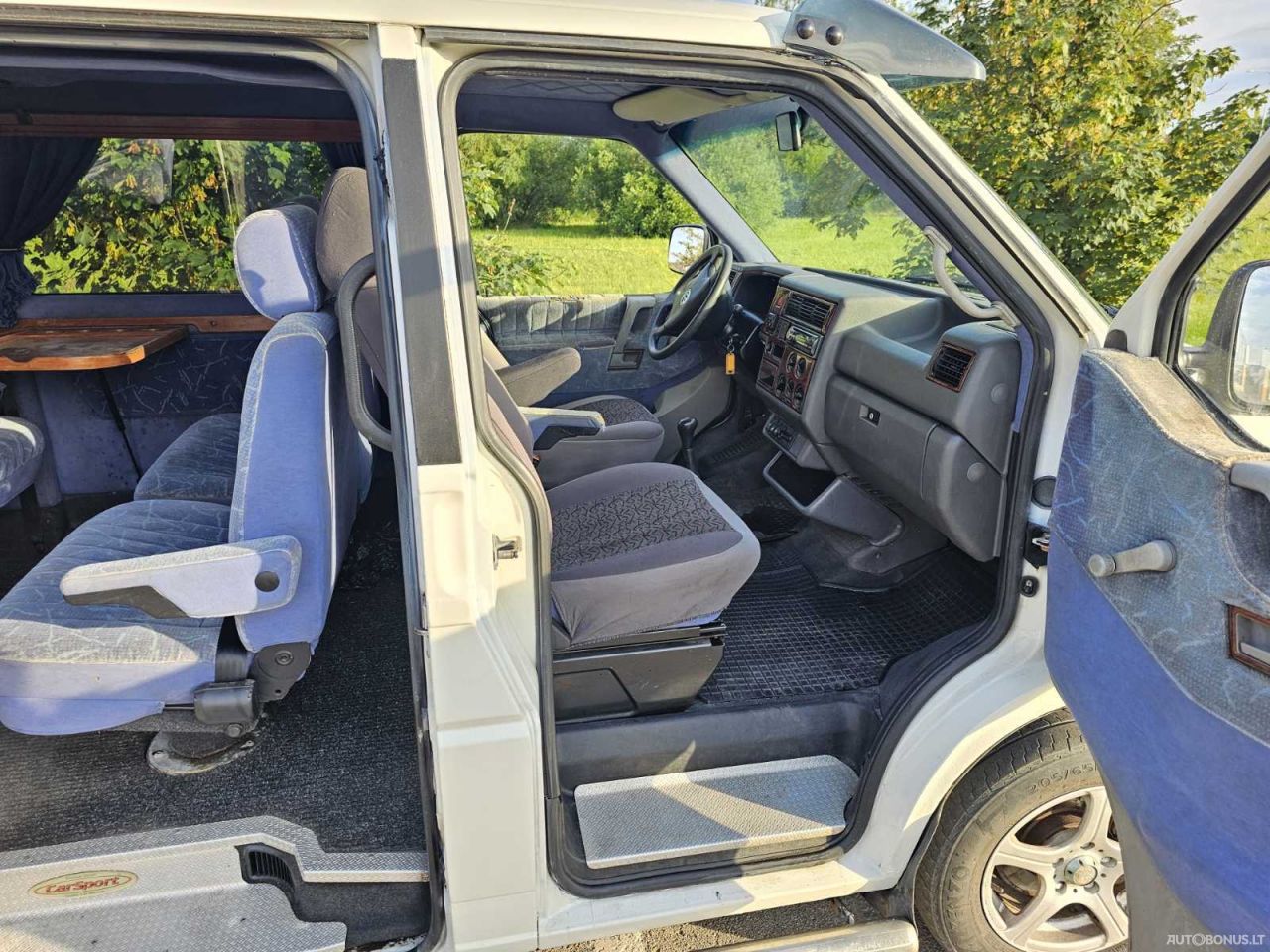 Volkswagen Caravelle | 7