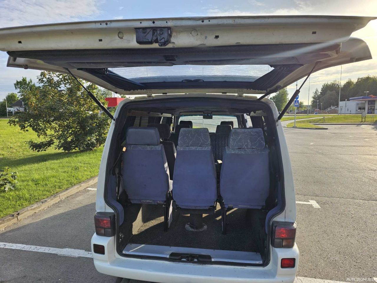 Volkswagen Caravelle | 4