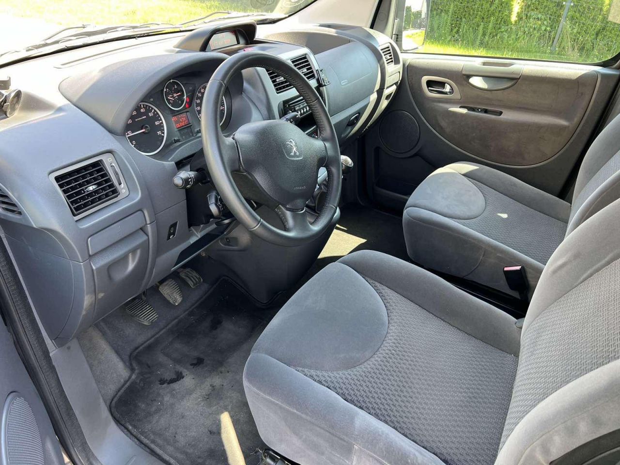 Peugeot Expert | 9