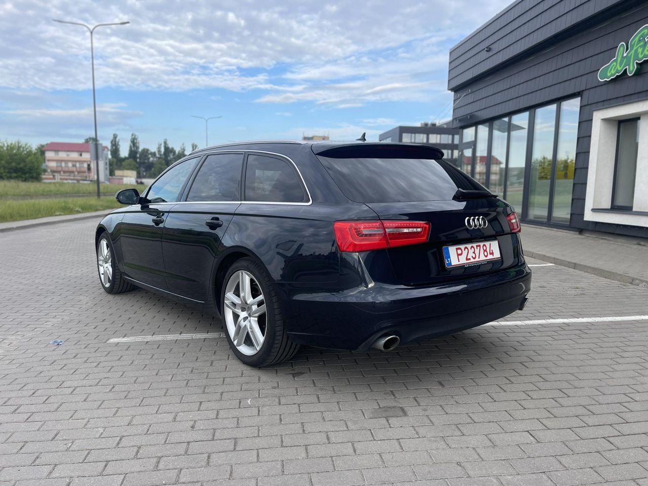 Audi A6 | 1