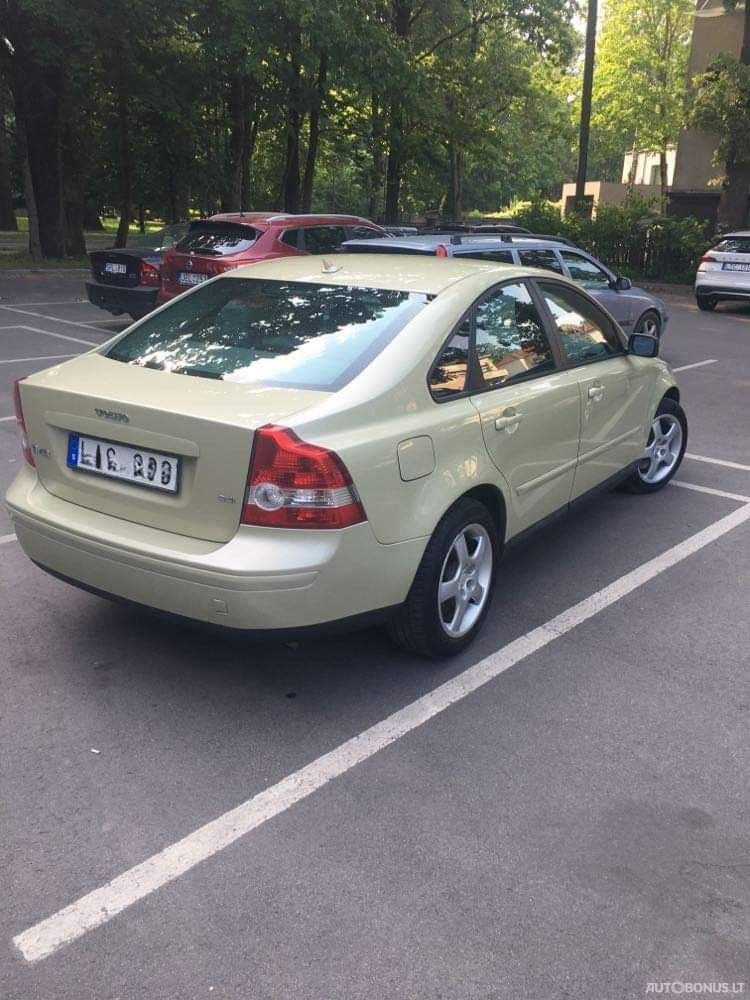 Volvo S40 | 1
