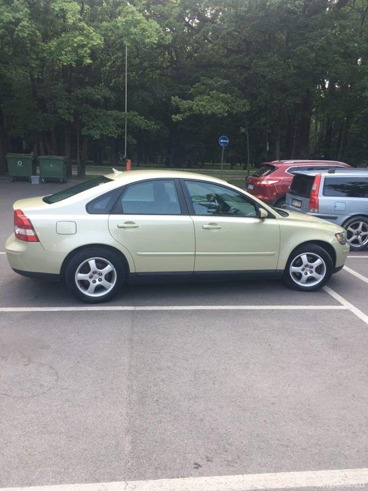 Volvo S40 | 4