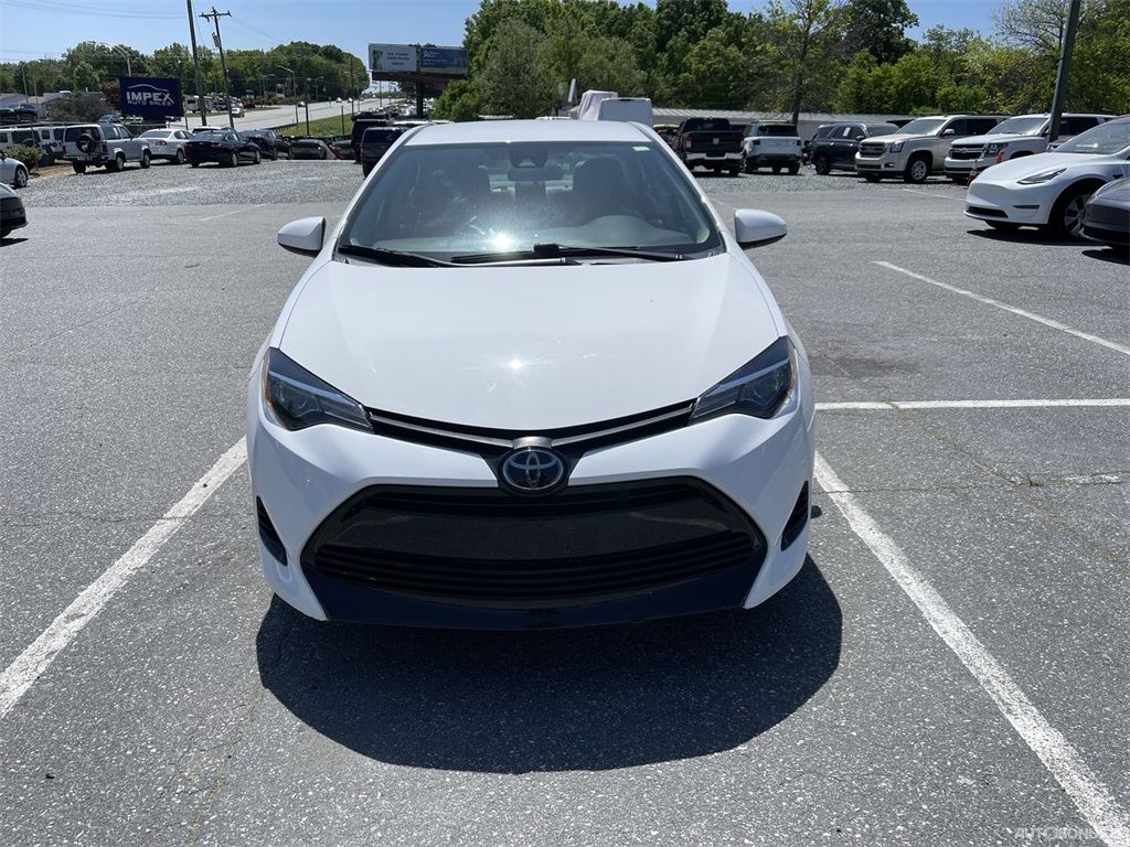 Toyota Corolla | 1