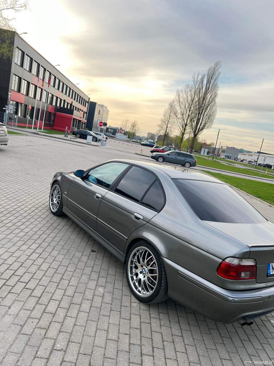 BMW 525 | 11
